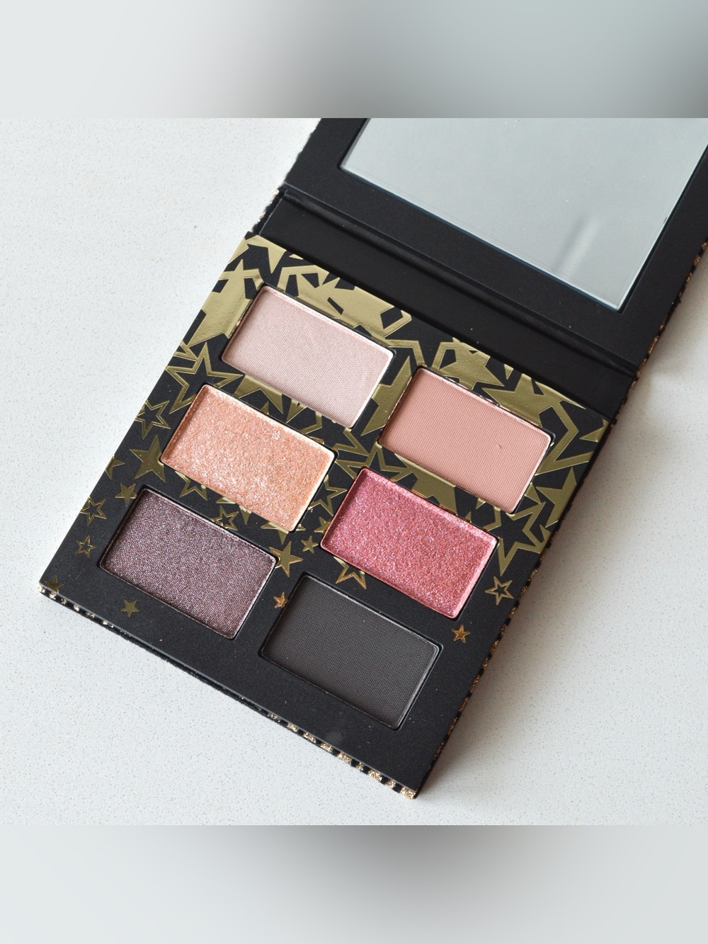 MAC Cosmetics Star-Sighting Compact *FUCHSIA* Eyeshadow BNIB Limited Edition